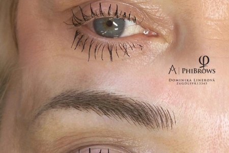 Microblading obočia